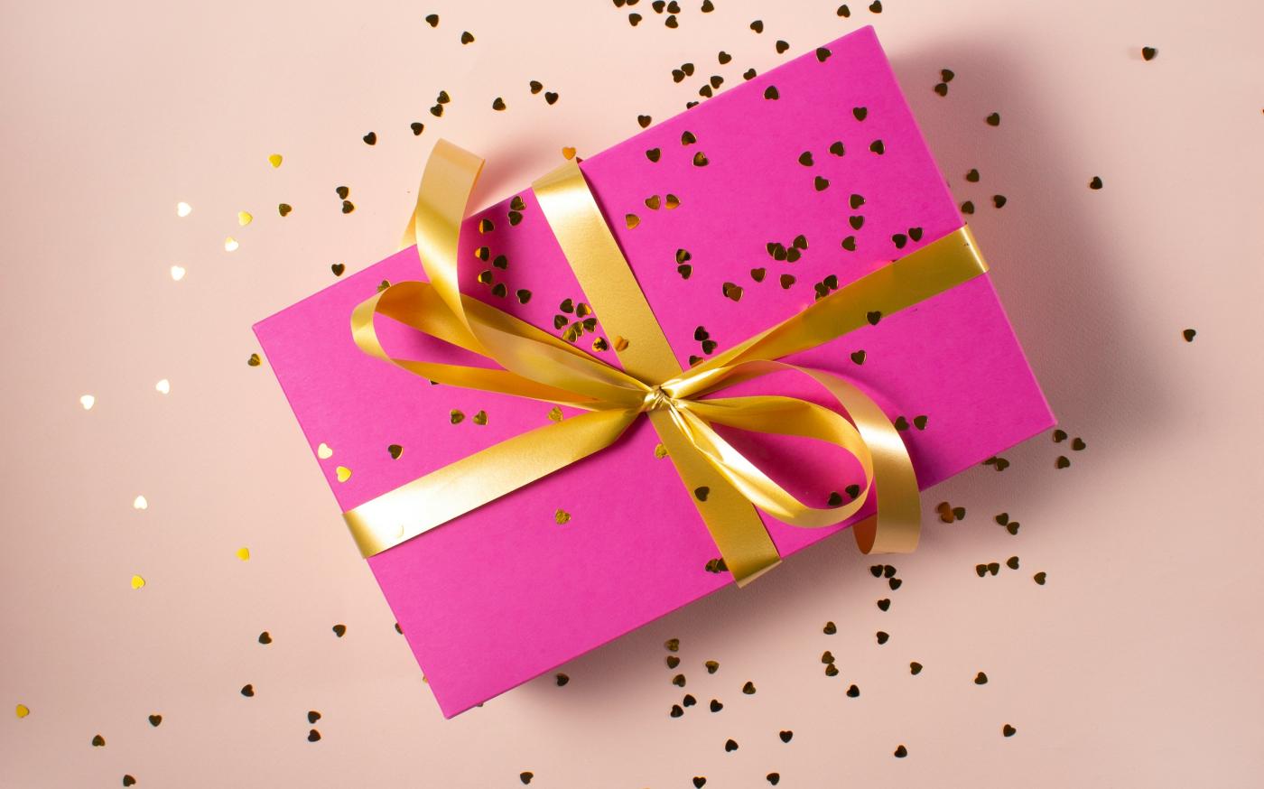 wrapped gift box by Ekaterina Shevchenko courtesy of Unsplash.